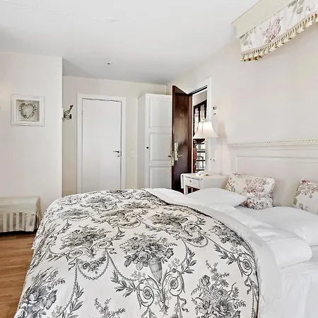 Casa de Férias 5 Bedroom Cozy In Fåborg