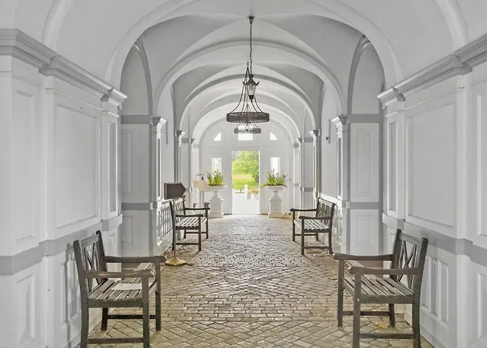 Prázdninový dům 5 Bedroom Cozy In
